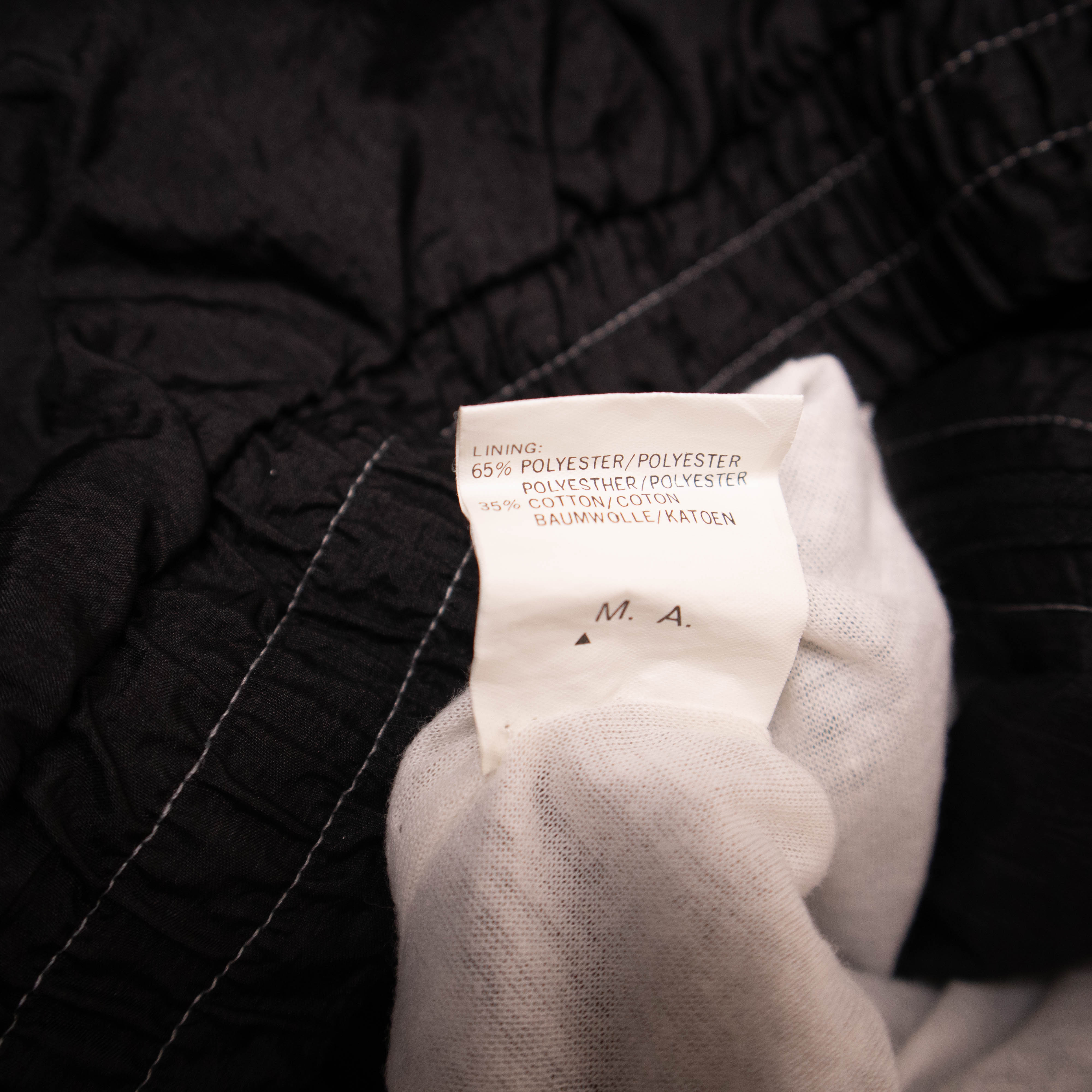 Vintage 90s black graphic printed Windbreaker Jacket - Size M