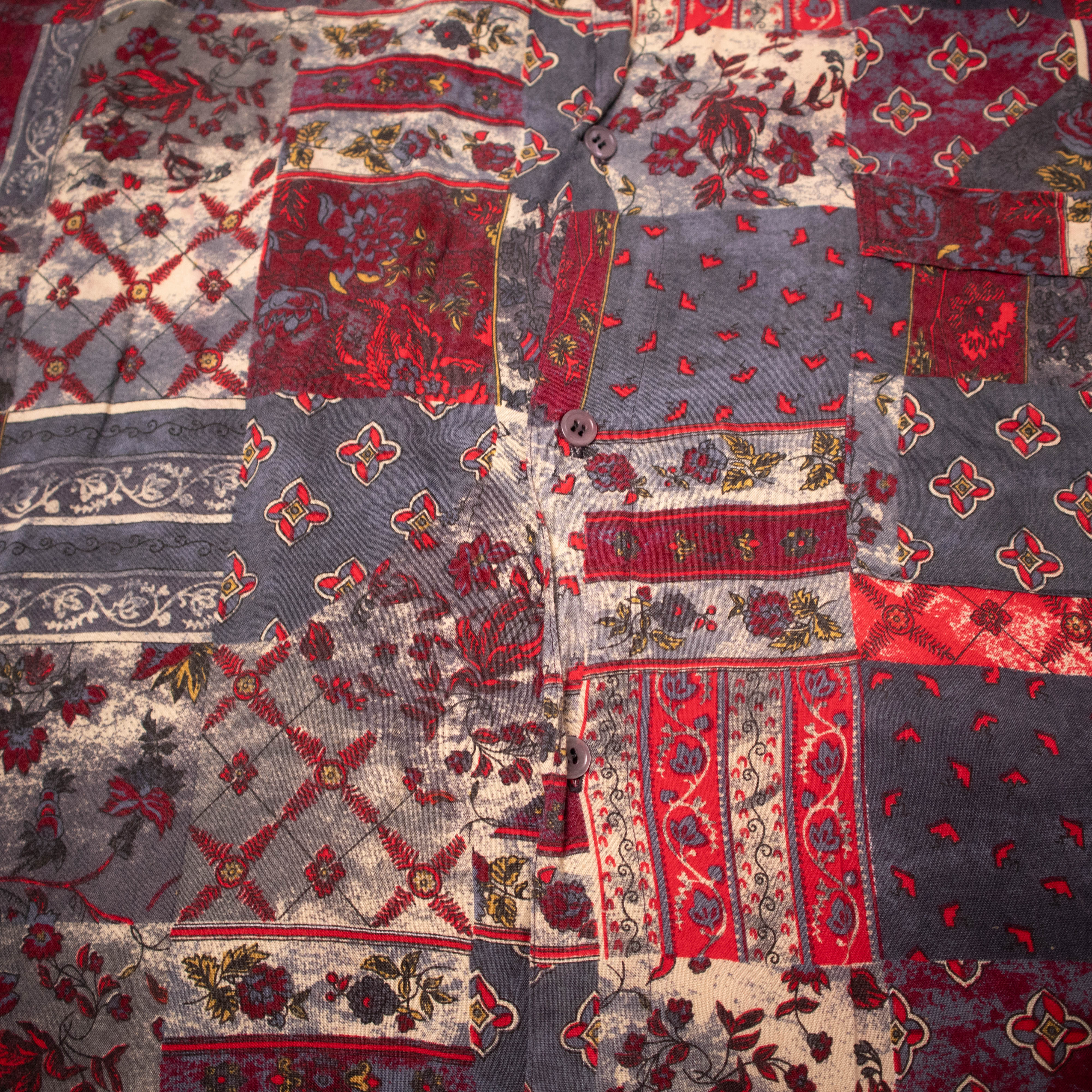 Vintage crazy abstract red and grey long sleeve Shirt - Size L/XL