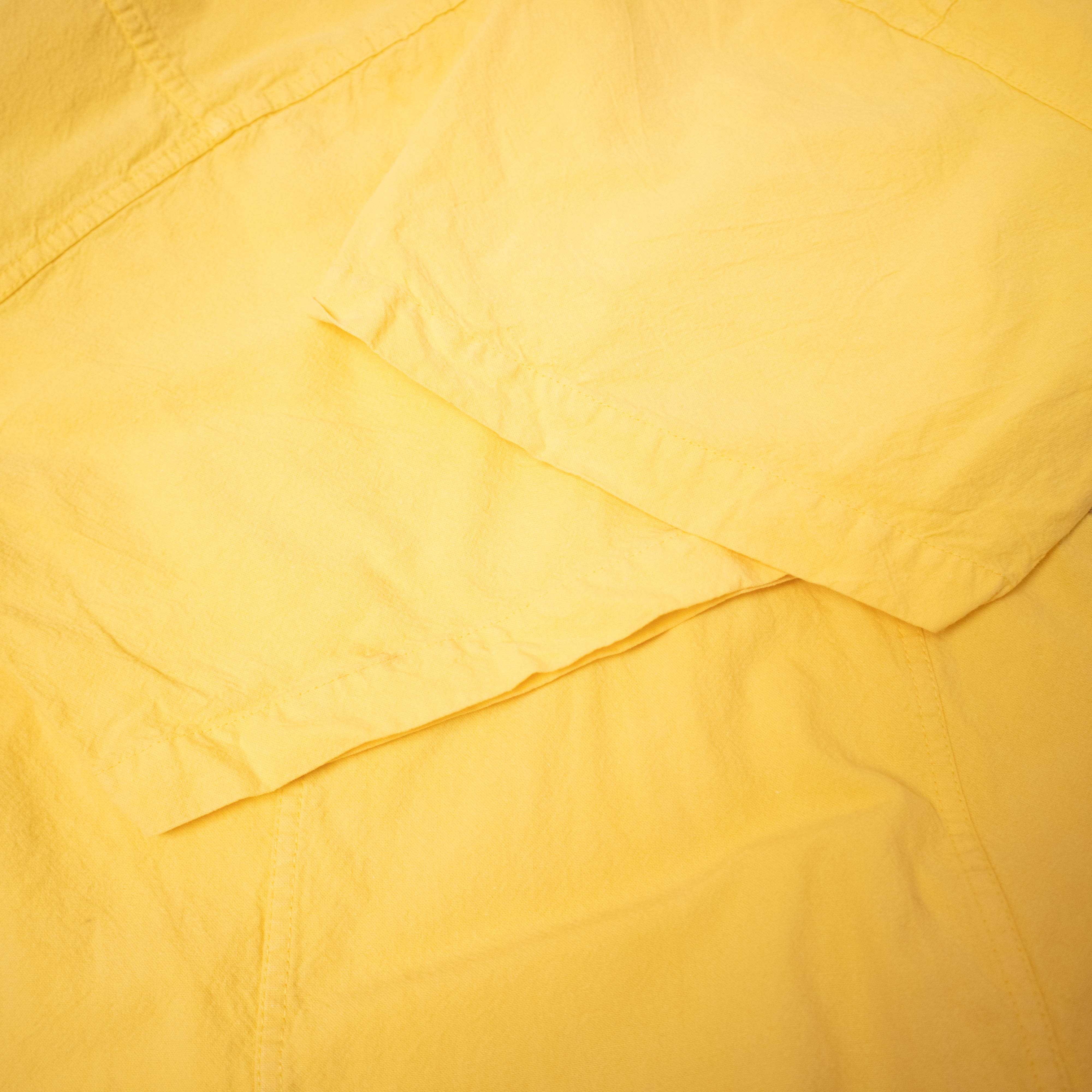 Vintage 90s yellow graphic button T shirt - Size S/M