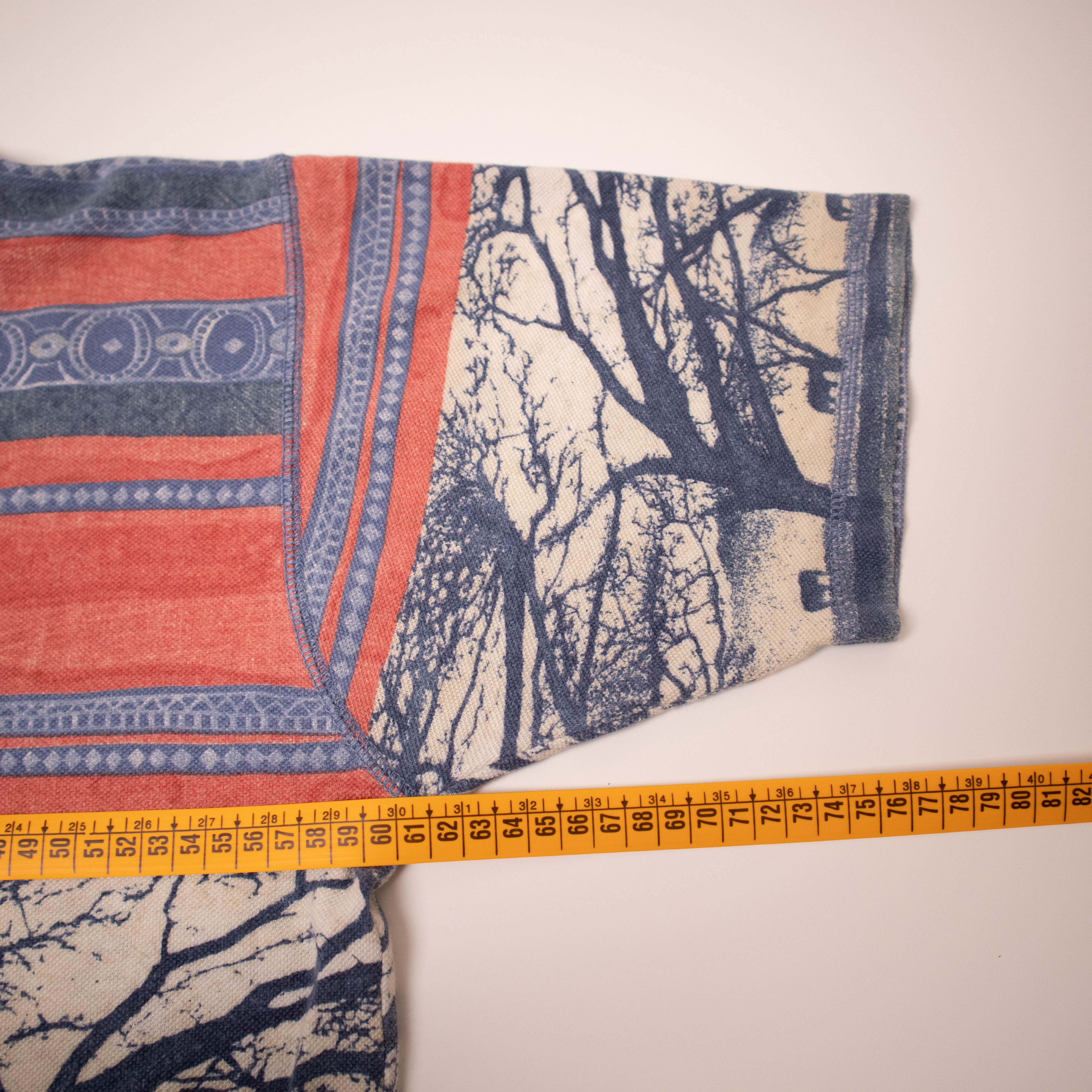 Vintage 90s blue and red abstract graphic T shirt - Size L