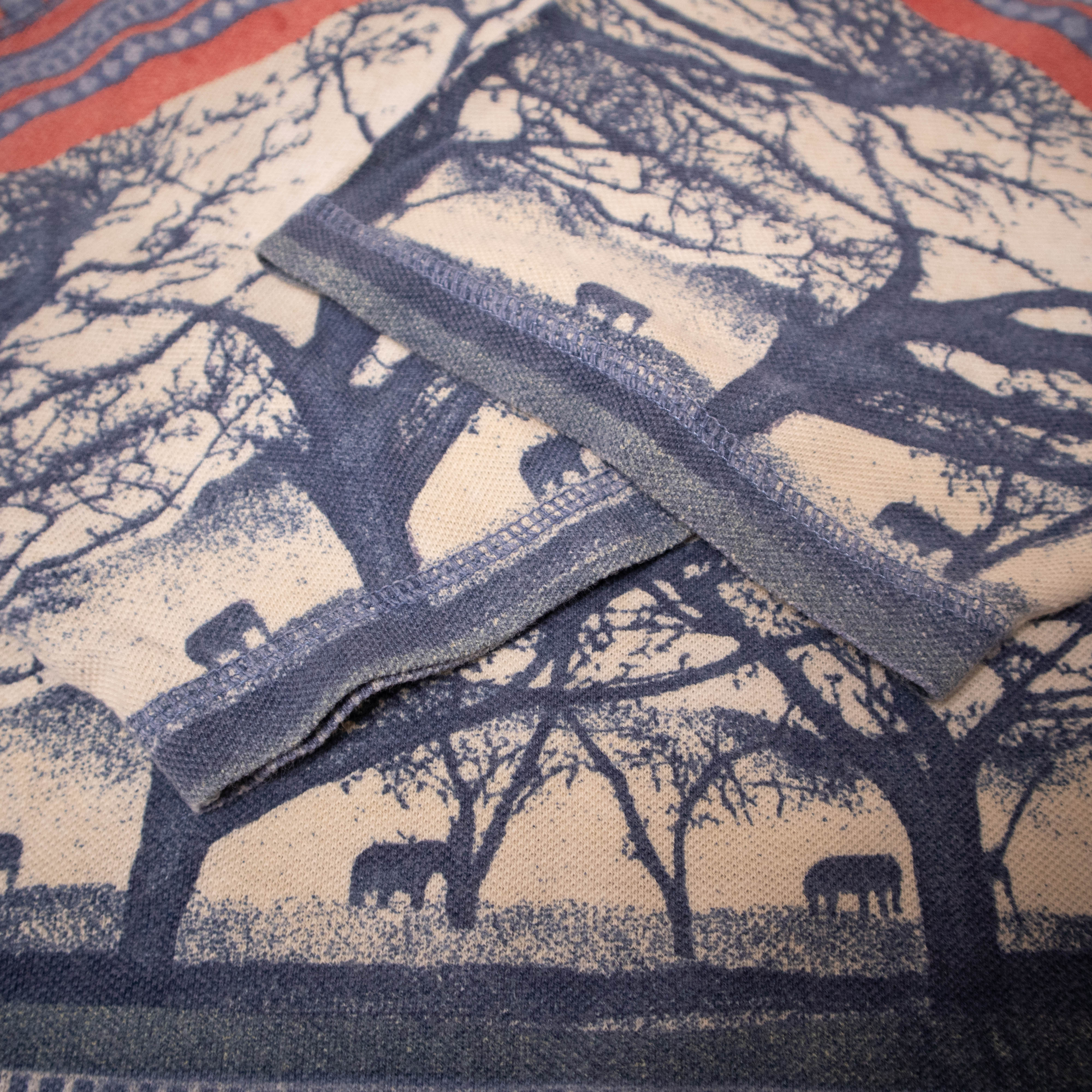 Vintage 90s blue and red abstract graphic T shirt - Size L