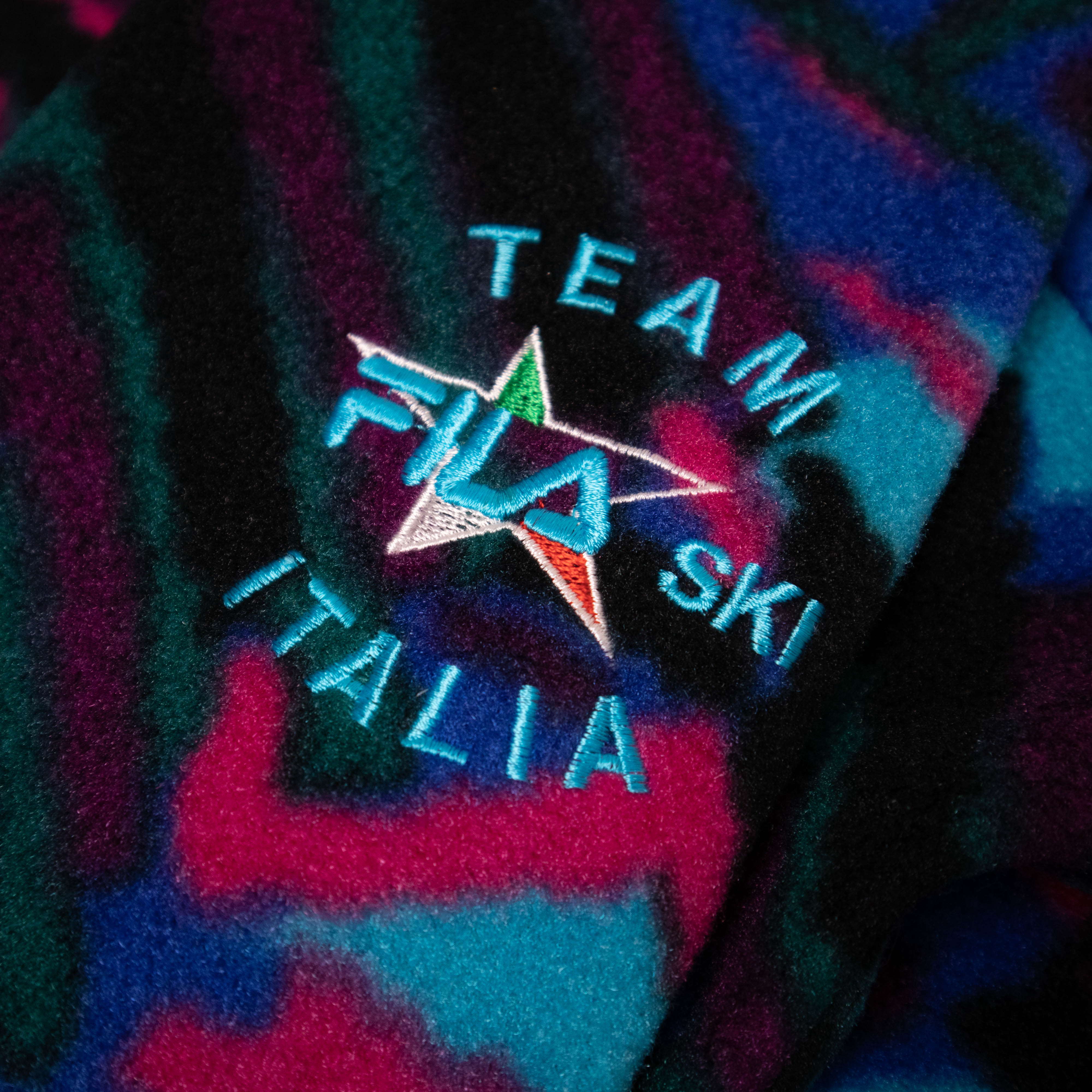 Vintage 80/90s blue Fila Magic Line abstract Fleece - Size XXL