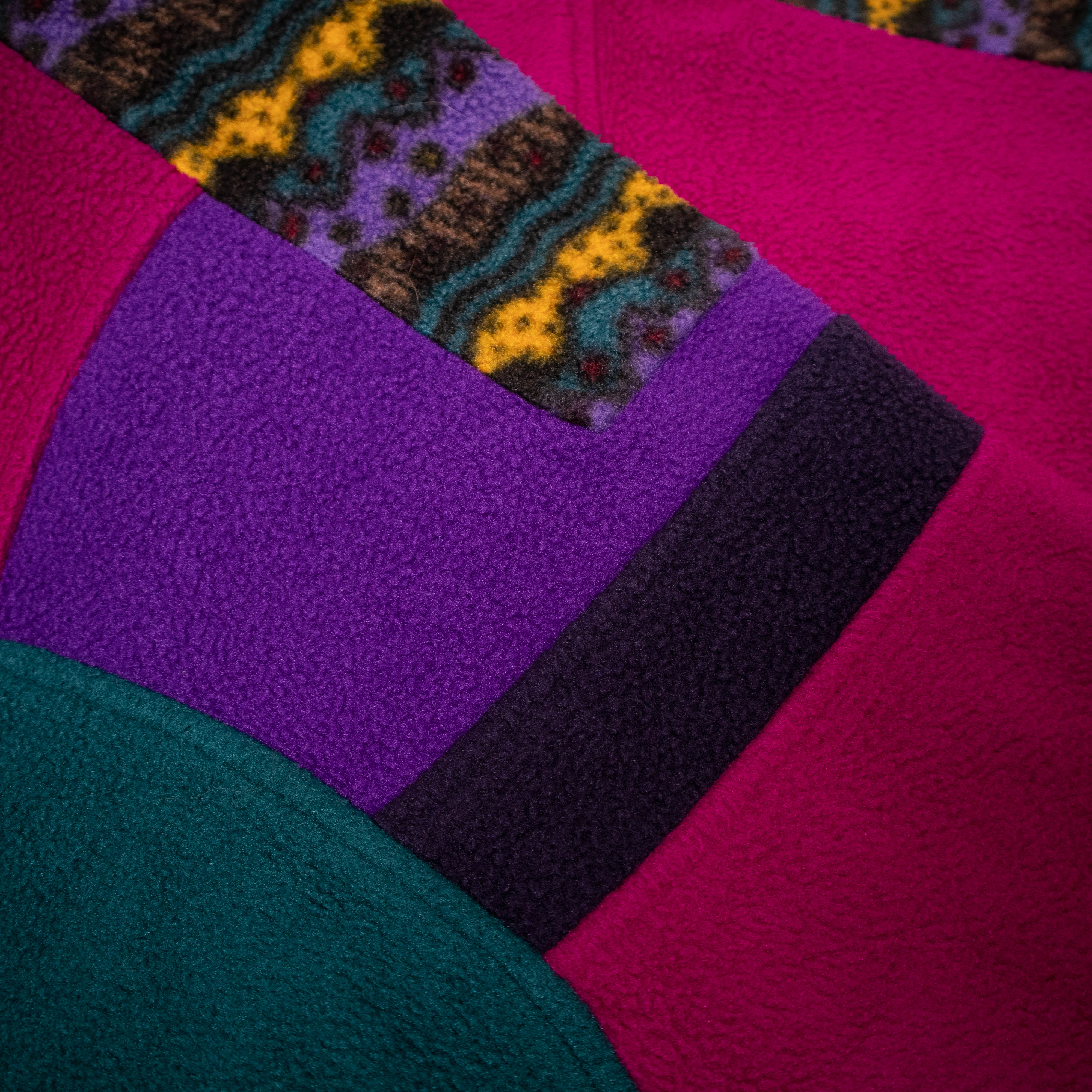 Vintage 80/90s fucsia abstract Fleece - Size L/XL