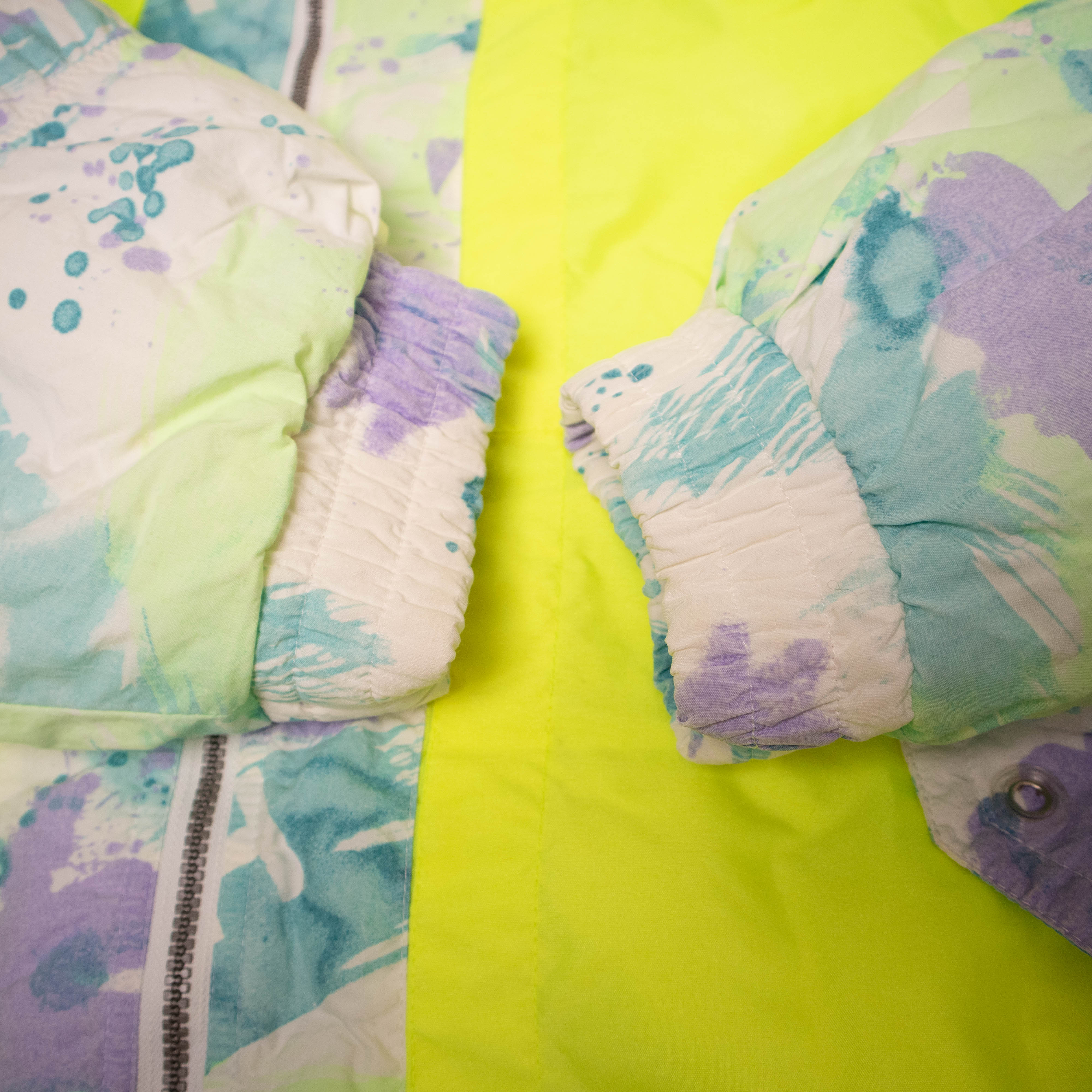 Vintage 80s 90s neon yellow abstract Winter Jacket - Size L