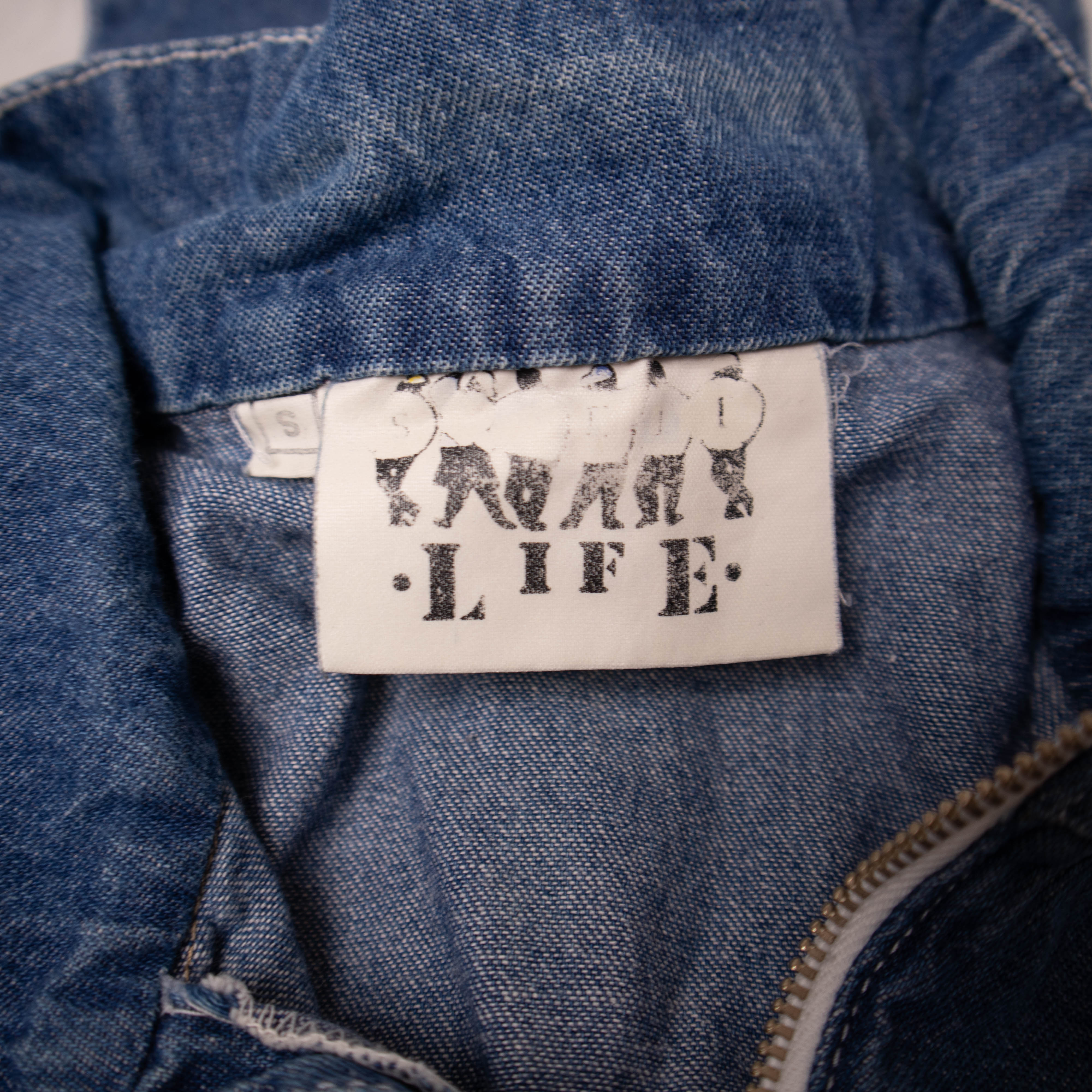 Vintage 80s 90s white and blue jeans quarter zip Sweatshirt - Size M