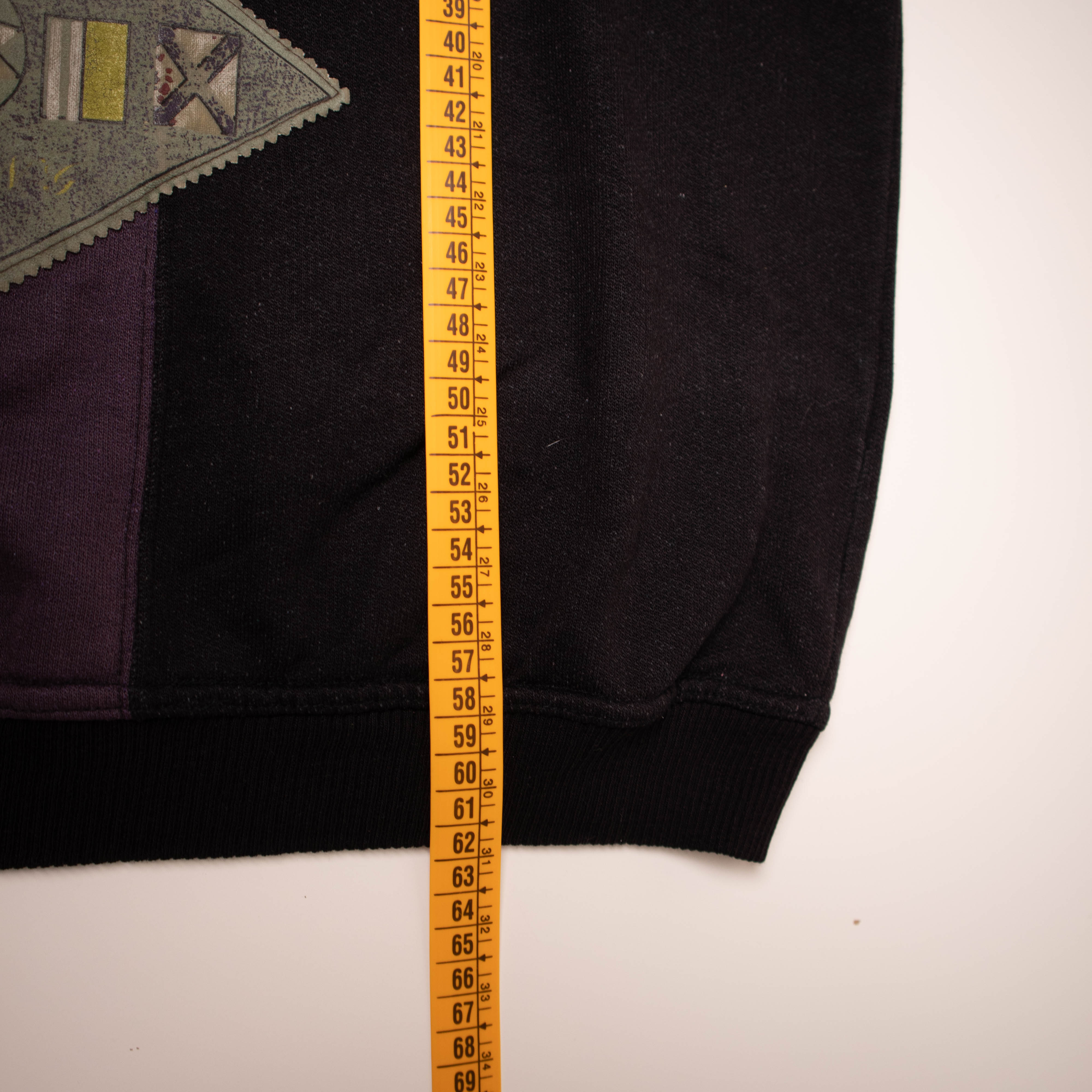 Vintage 80s 90s black embroidered Sweatshirt - Size M