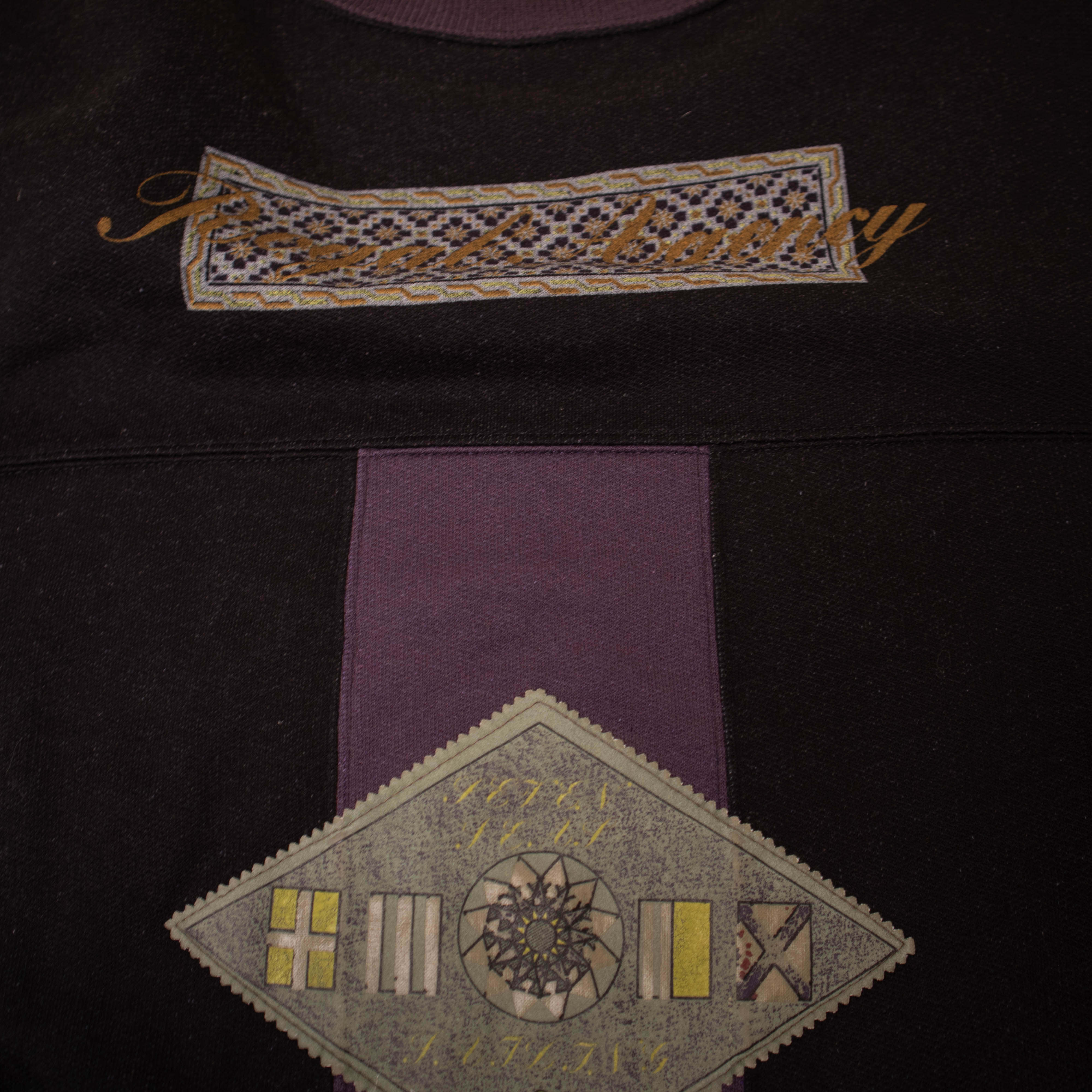 Vintage 80s 90s black embroidered Sweatshirt - Size M