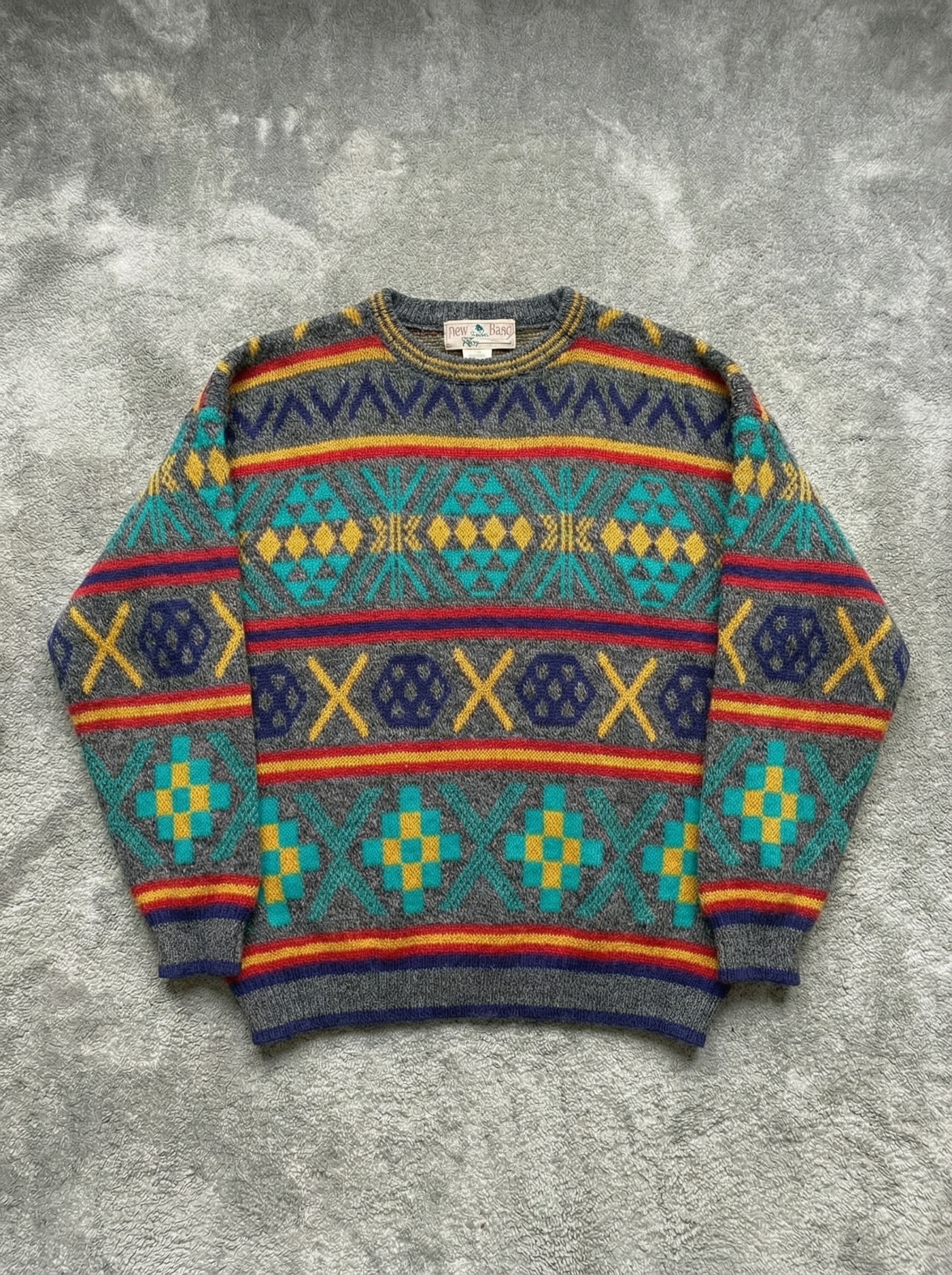 Vintage 80s 90s multicolor geometric 40% wool Sweater - Size L